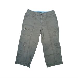 Eddie Bauer Women's Capri Cargo Pants Mercer Fit Size 6 Green With Pockets